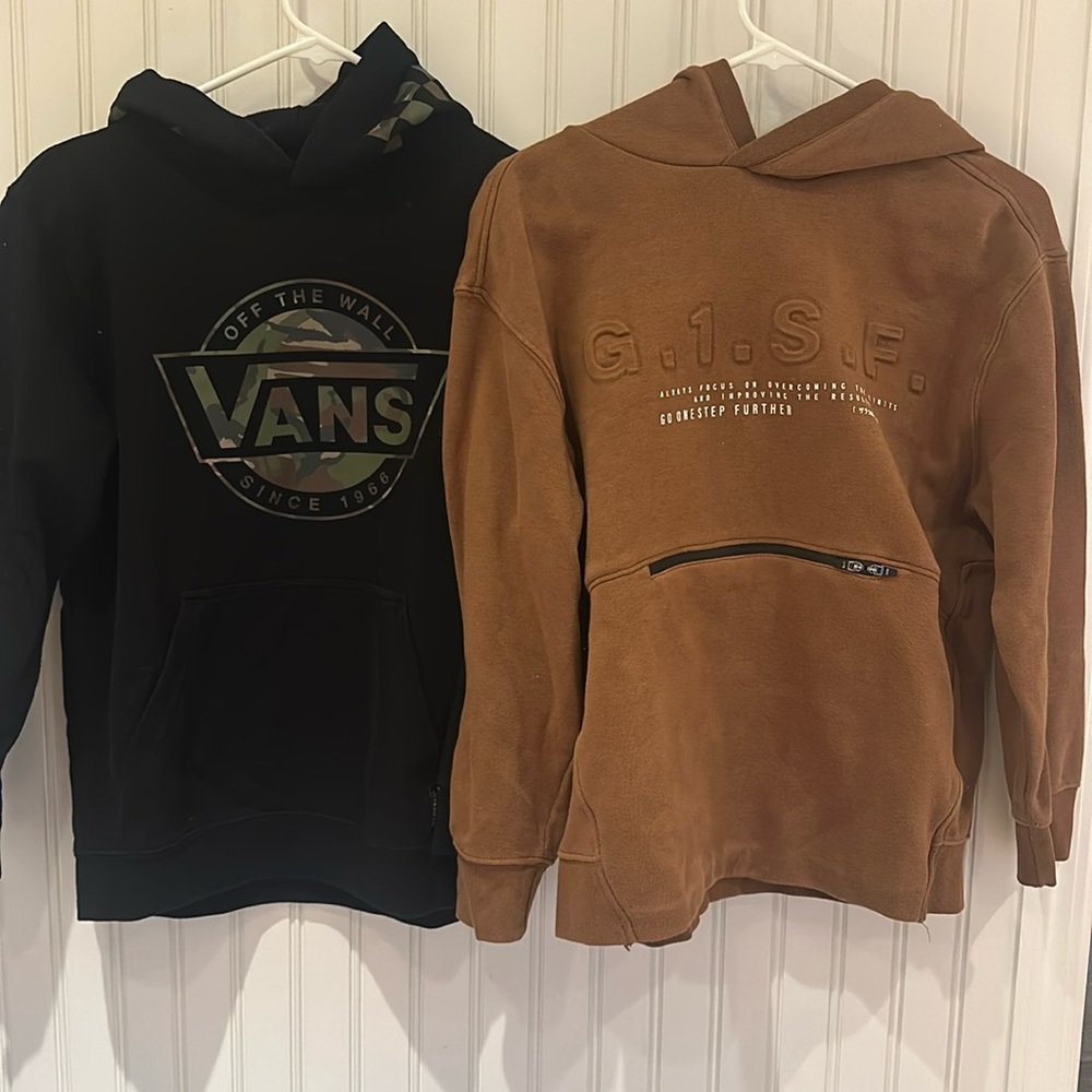 Vans Camo Sweatshirt & Zara G.1.S.F. Sweatshirt